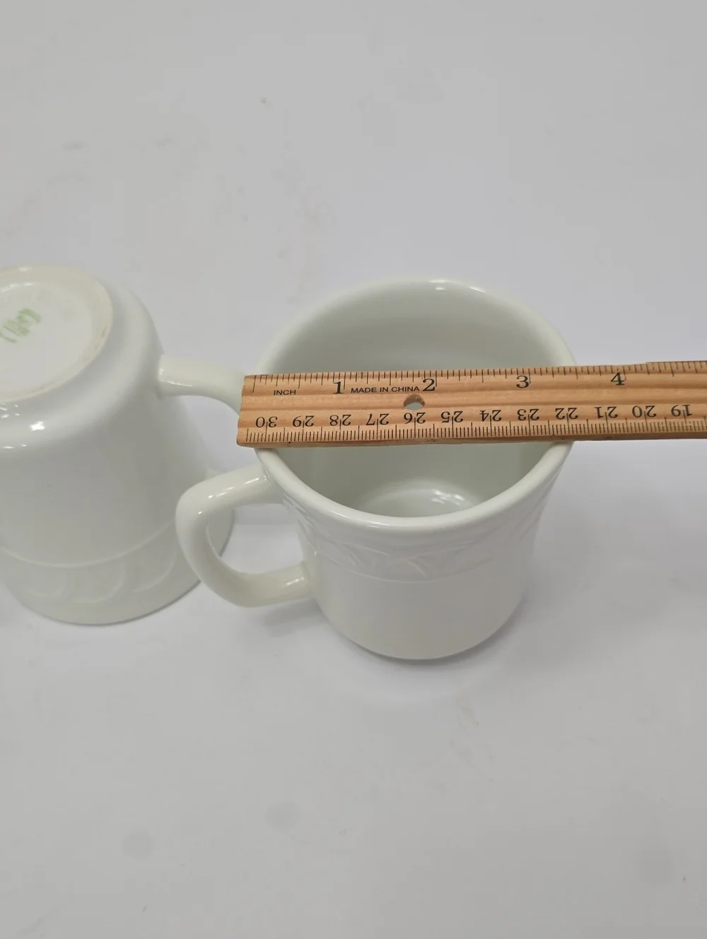 Vintage Pier 1 Set Of 3 Basket Relief Cups Mugs Made In Italy White Ceramic